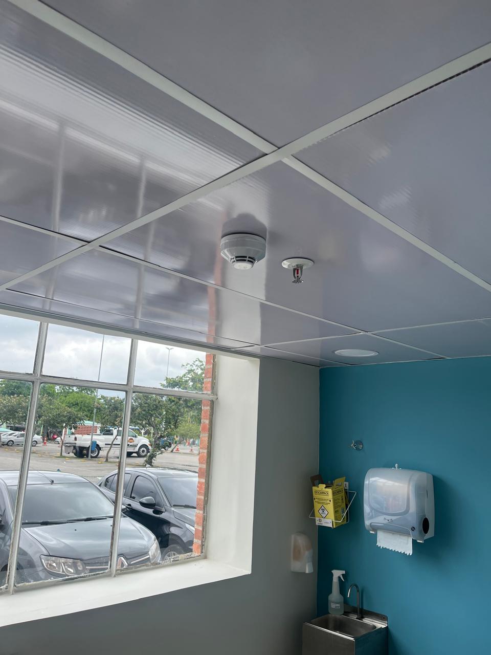DETECTOR DE FUMAÇA E SPRINKLER - UNISUAM